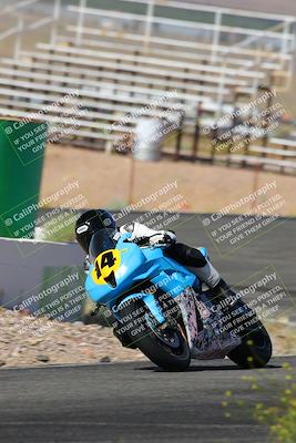 media/Jun-04-2022-WERA (Sat) [[b852bbbd55]]/Practice Races/3-600cc novices/